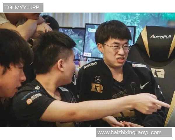 重庆飞盘队与西安飞盘队赛后复盘分析比赛节奏与战术对抗